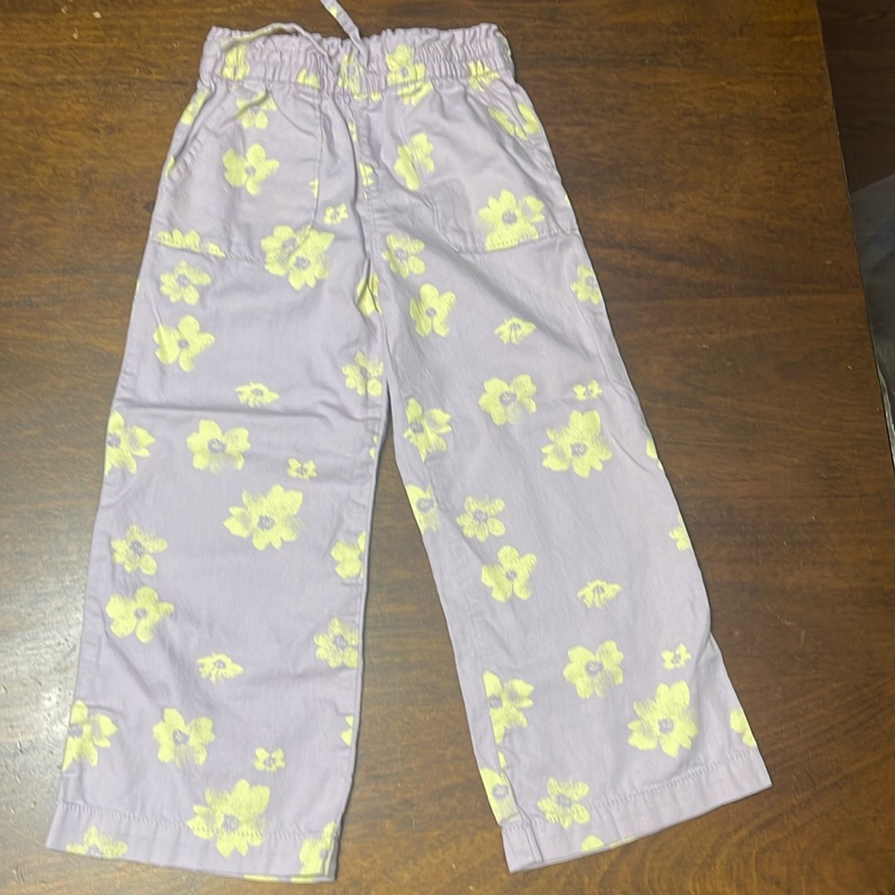 Gap 5T floral pants